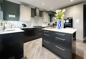 Photo 12- click for photo gallery